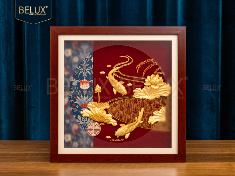 Tranh cá chép hoa sen dát vàng 24k -30x30cm